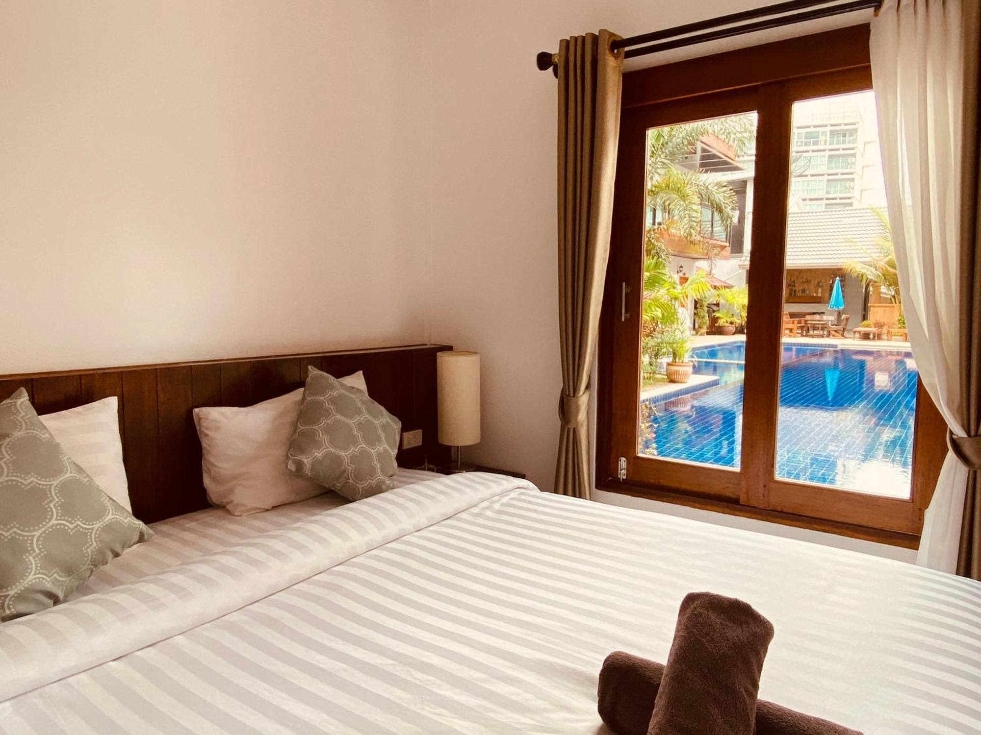 Paradise Land Resort Паттая Екстер'єр фото